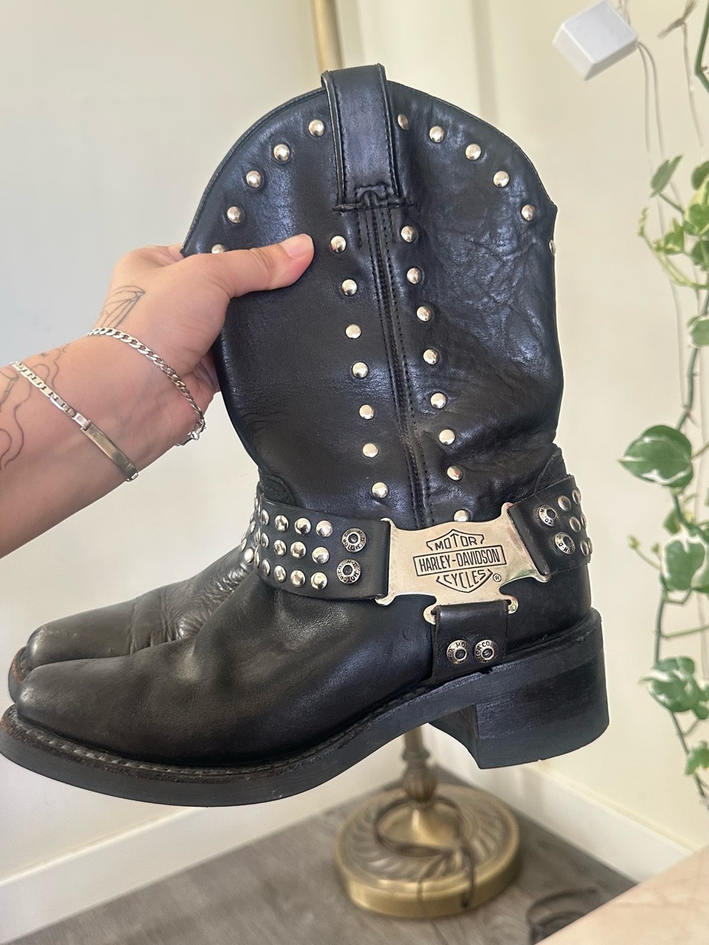 Harley-Davidson vintage black studded cowboy boots
